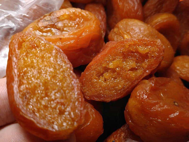 آلو بخارا تواضع محصولی متعادل با قابلیت مصرف آسان